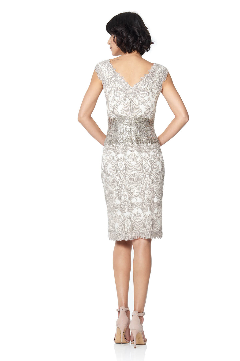 Tadashi Shoji - Corded Embroidery on Tulle Contrast Waist V-Neck Sheath Dress