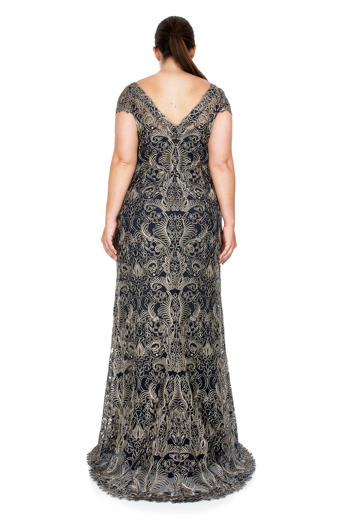 Tadashi Shoji Plus Size - Corded Embroidery on Tulle Cap Sleeve Gown