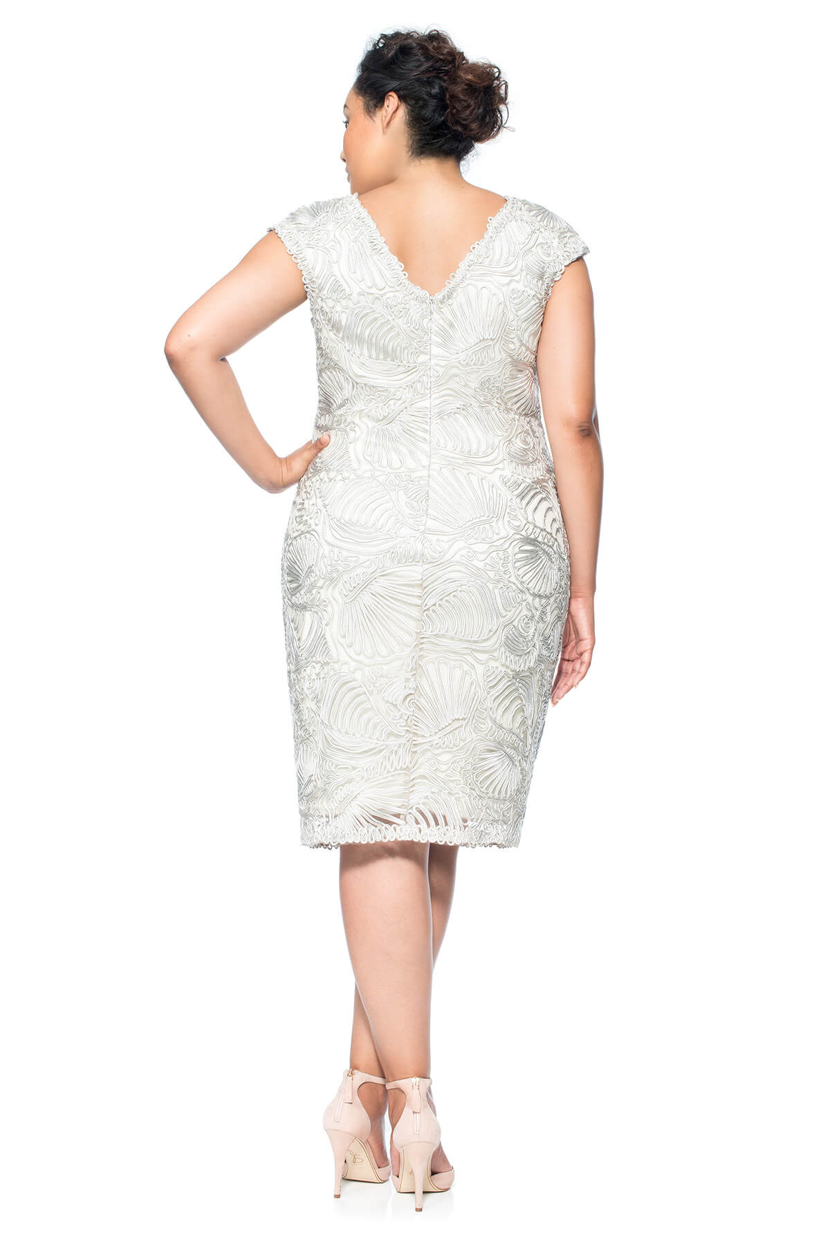 Passementerie Seashell Embroidered Tulle V-Neck Dress - PLUS SIZE