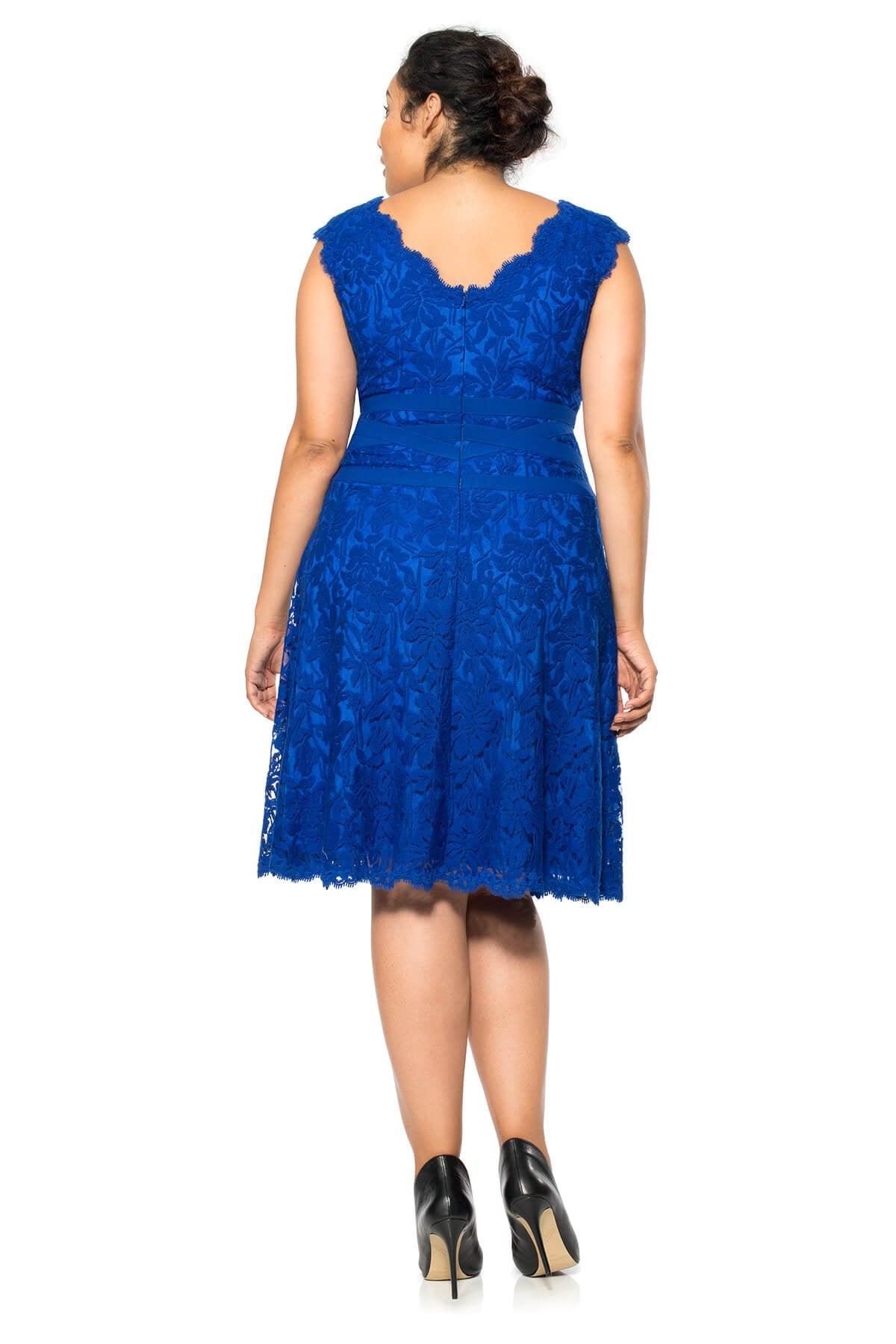 Tadashi Shoji Plus Size - Embroidered Lace V-Neck A-Line Dress