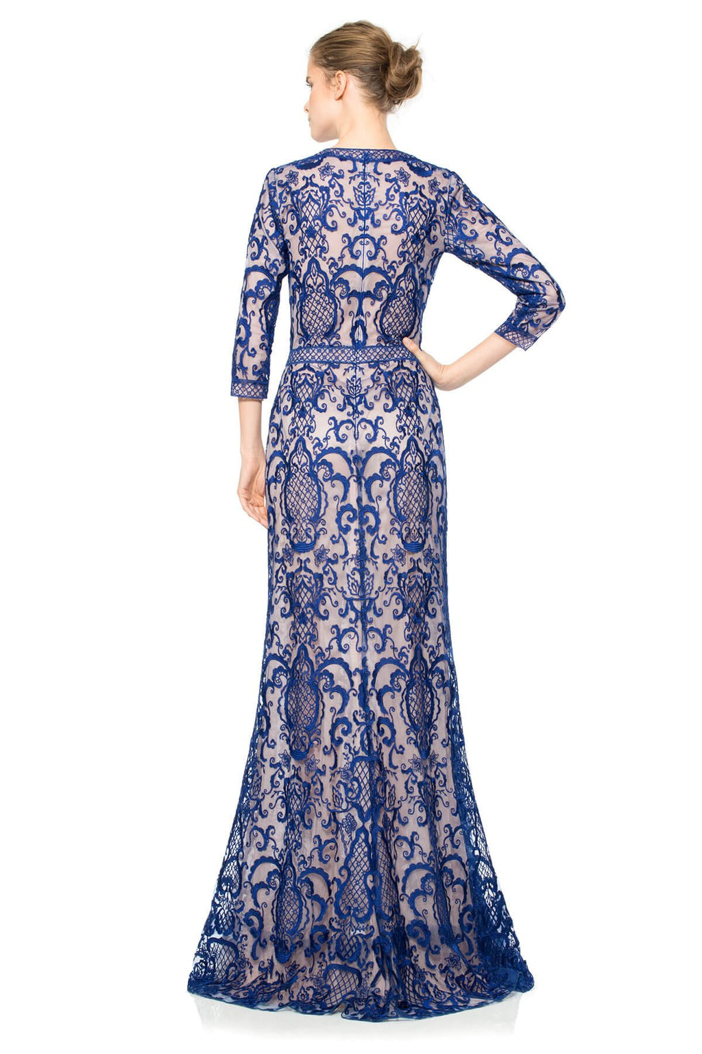 Tadashi Shoji - Embroidered Tulle Keyhole Neckline 3/4 Sleeve Gown
