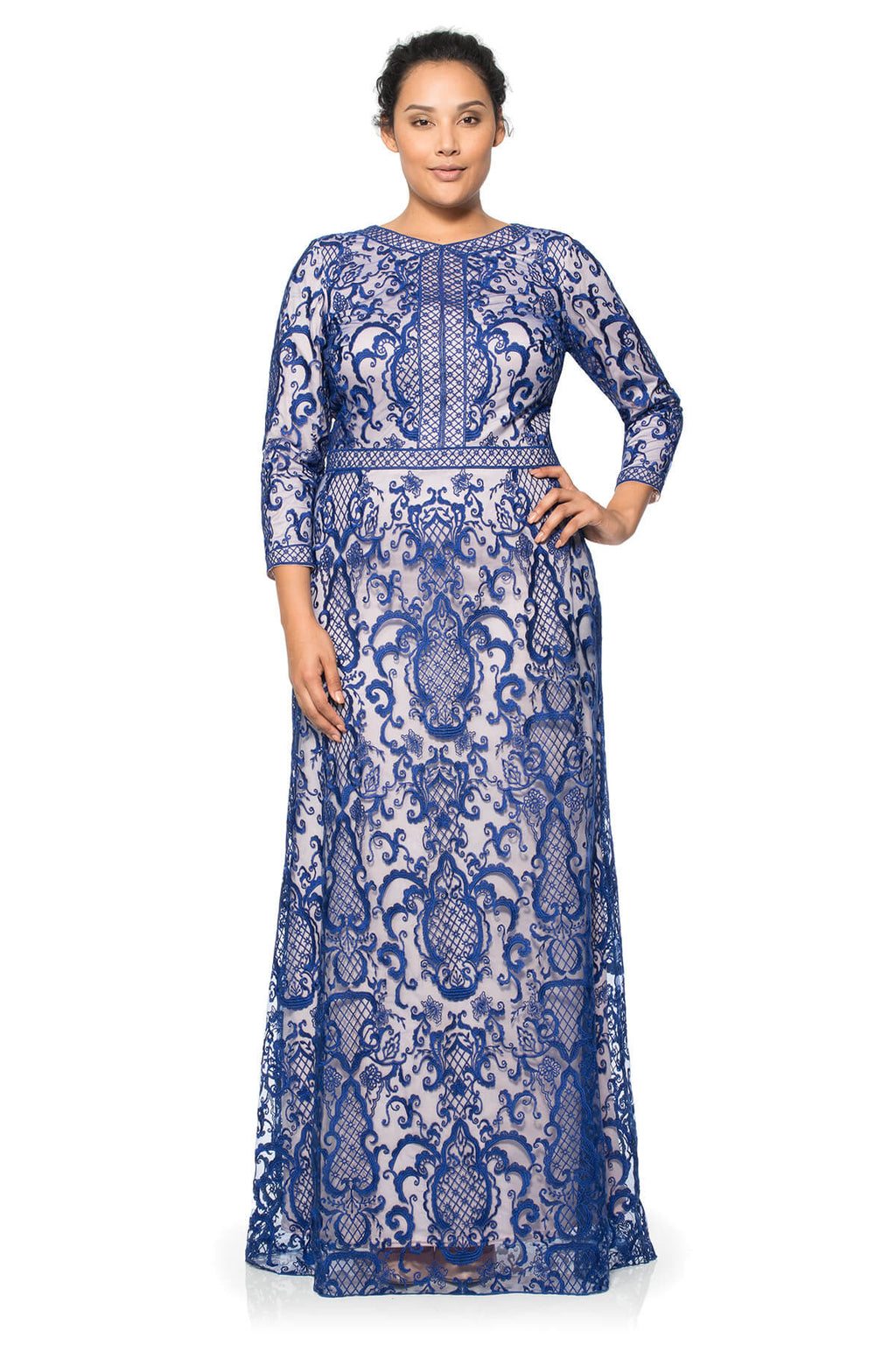 Tadashi Shoji Plus Size - Embroidered Tulle Keyhole Neckline 3/4 Sleeve Gown
