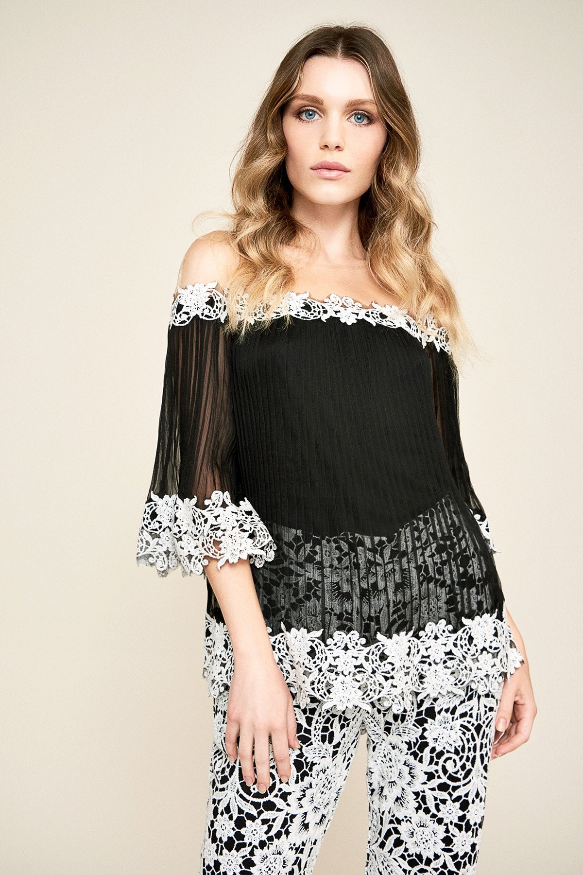 Tadashi Shoji - Jean Pleated Chiffon Lace Top