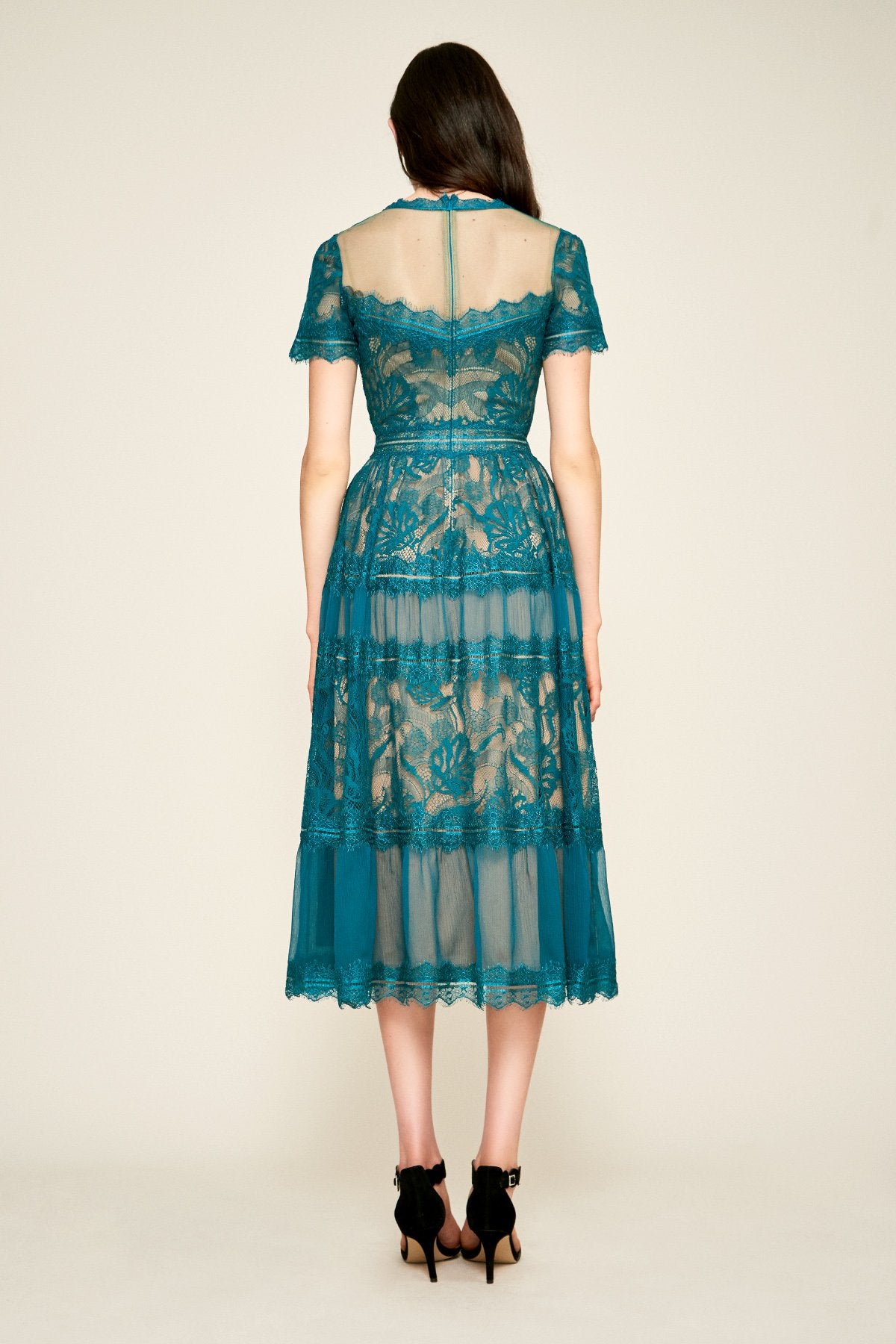 Camilla Tea-Length Dress With Detachable Lining