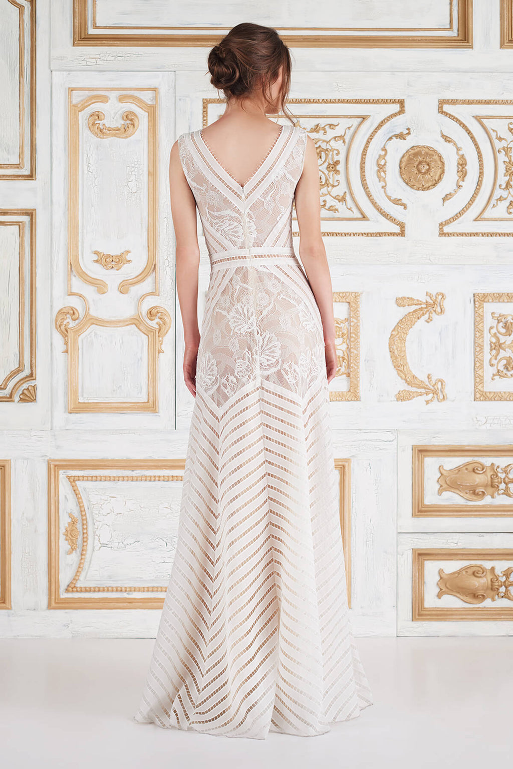 Tadashi Shoji - Scarlett Gown 