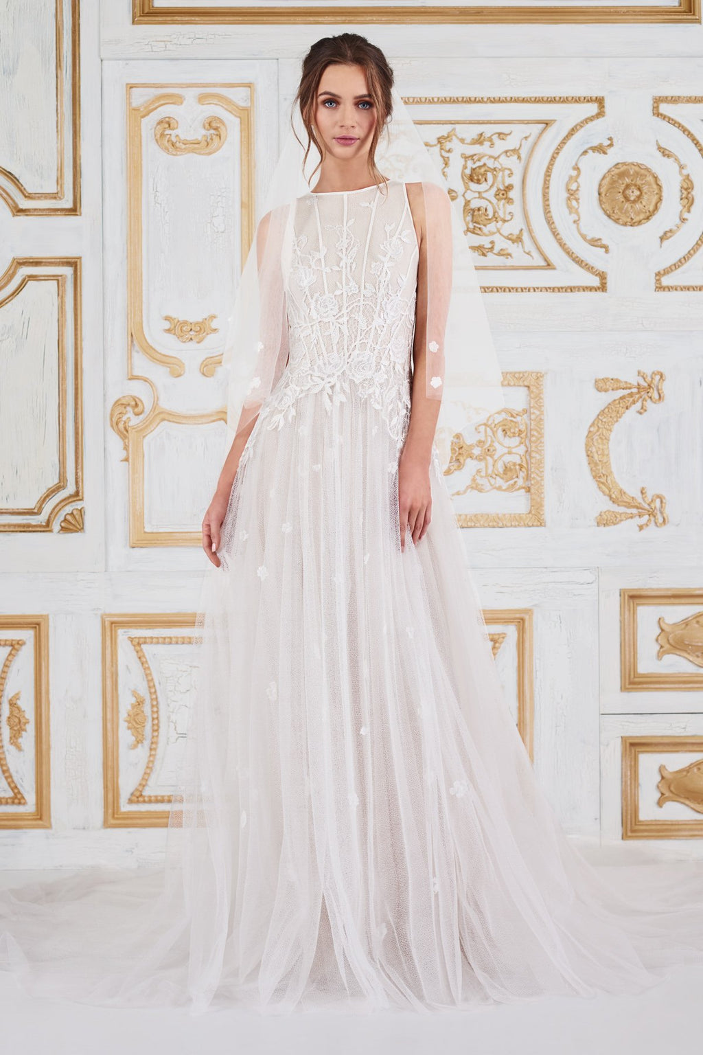 Tadashi Shoji - Colette Cathedral Veil