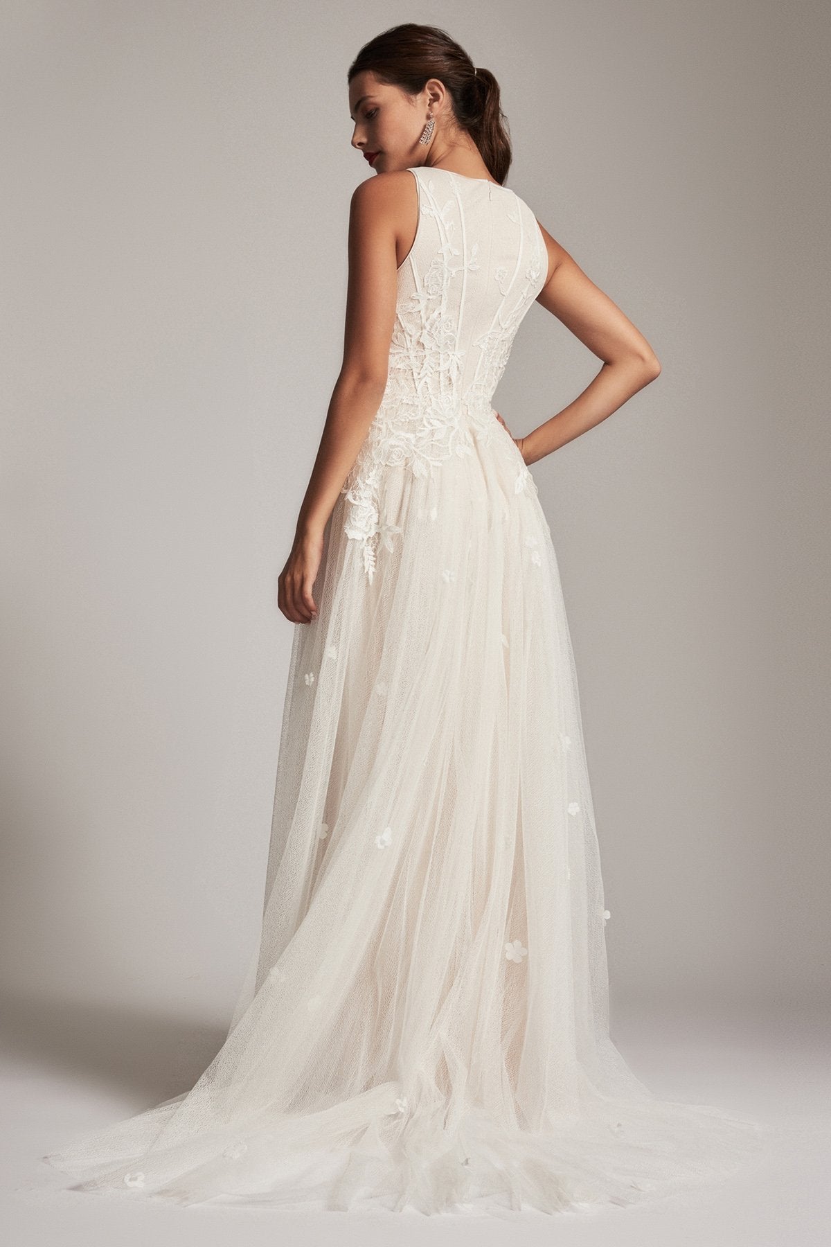 Tadashi Shoji - Delphia Ball Gown 