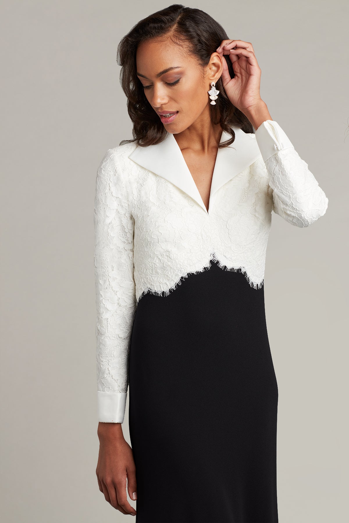 Bridger Two-Tone Collared Gown – Tadashi Shoji Official Online