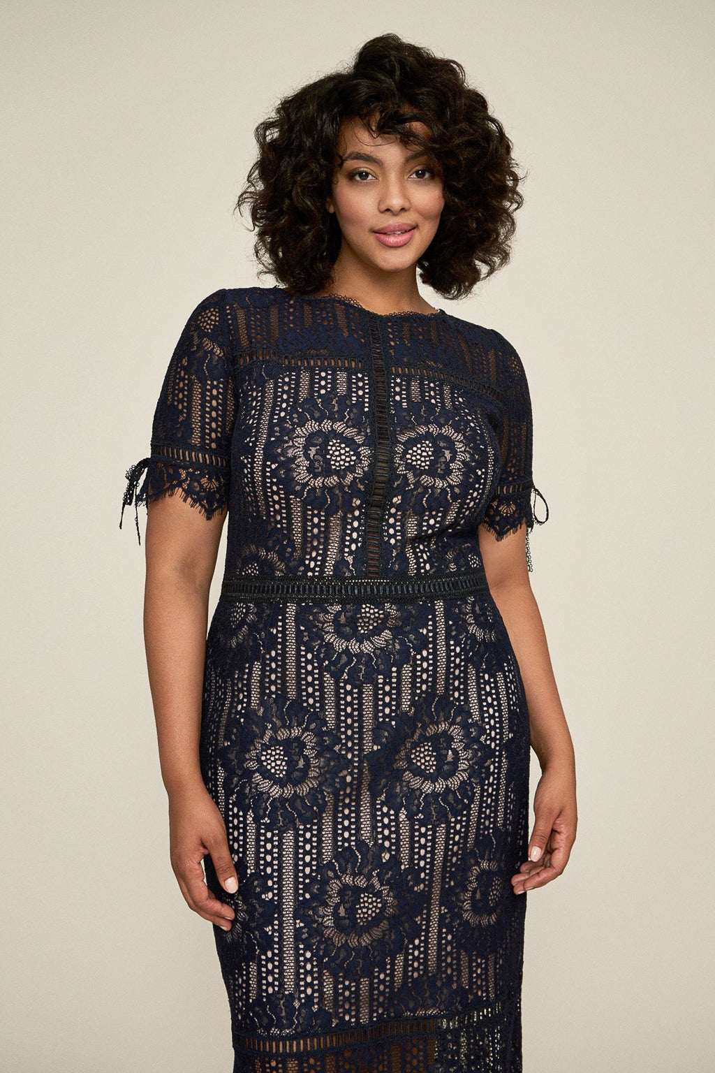 Tadashi Shoji - Suma Lace Dress - PLUS SIZE
