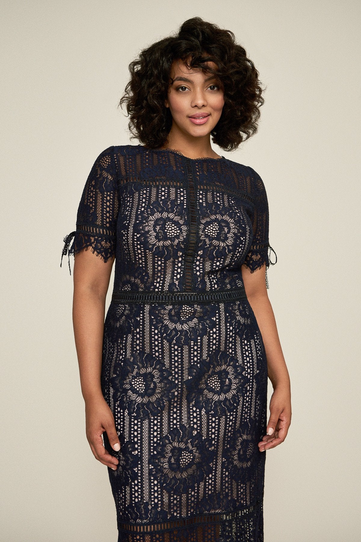 Tadashi Shoji - Suma Lace Dress - PLUS SIZE