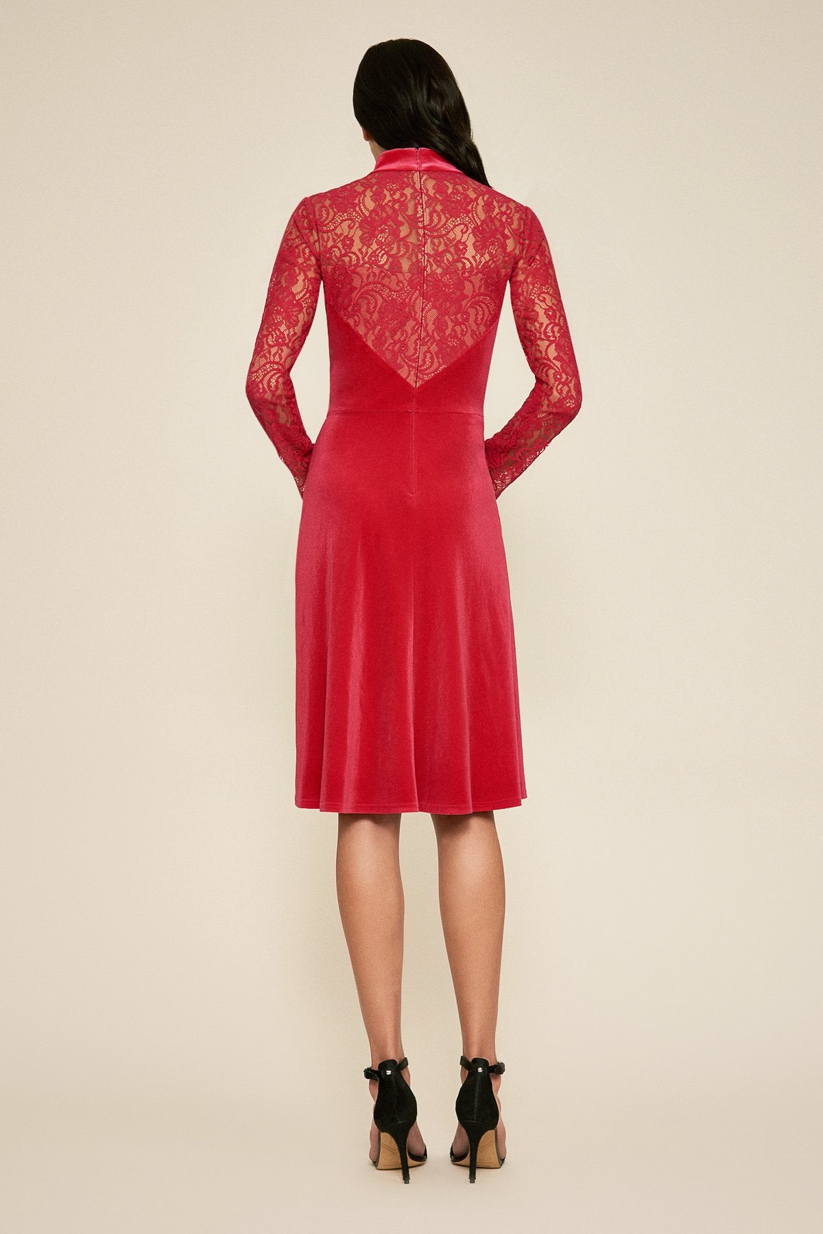 Tadashi Shoji - Tatis Long-Sleeve Velvet Dress