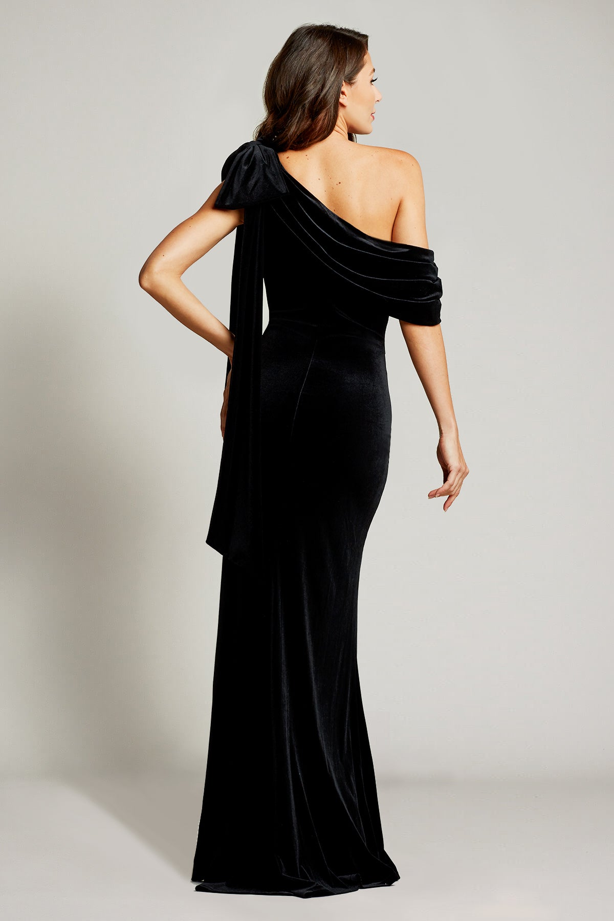 Tadashi Shoji - Alvar Bow-Shoulder Velvet Gown