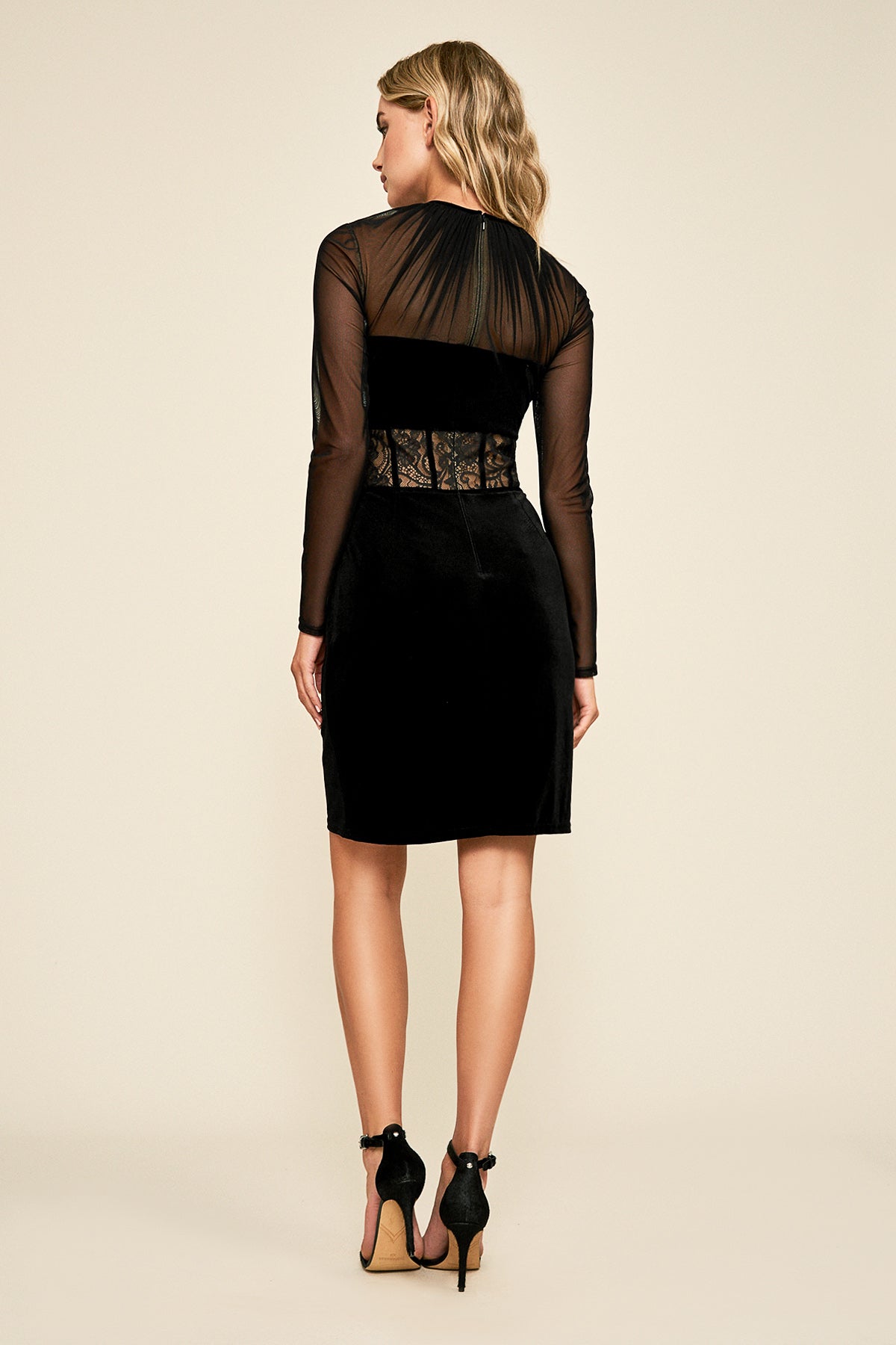 Tadashi Shoji - Sabina Long-Sleeve Velvet Dress