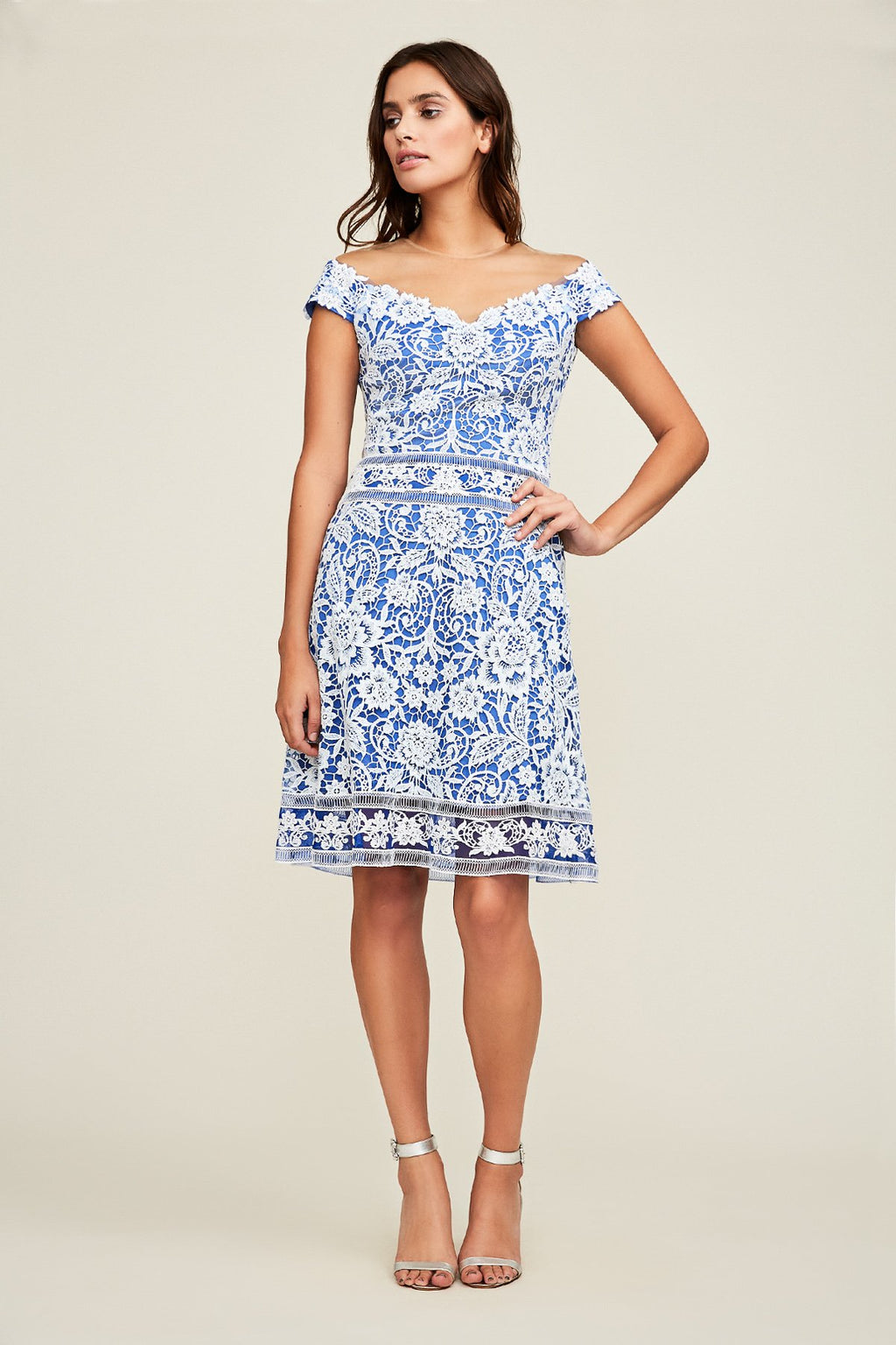 Tadashi Shoji - Miya Lace Cocktail Dress