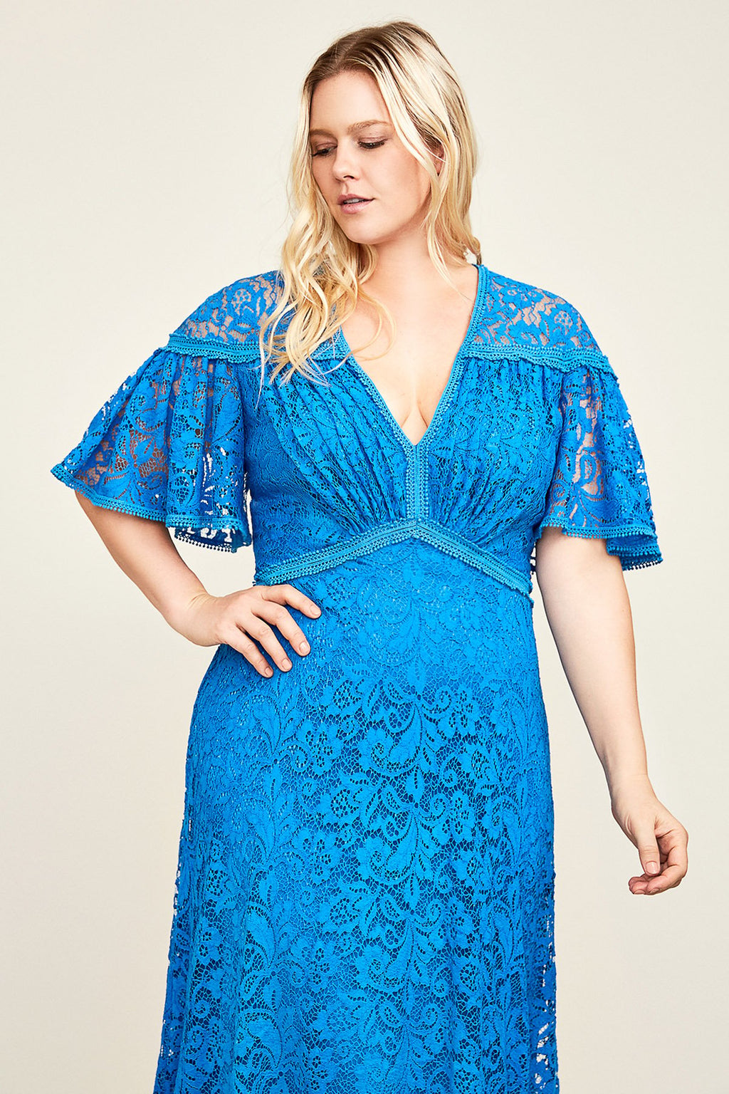 Tadashi Shoji - Evyn Lace Gown - PLUS SIZE