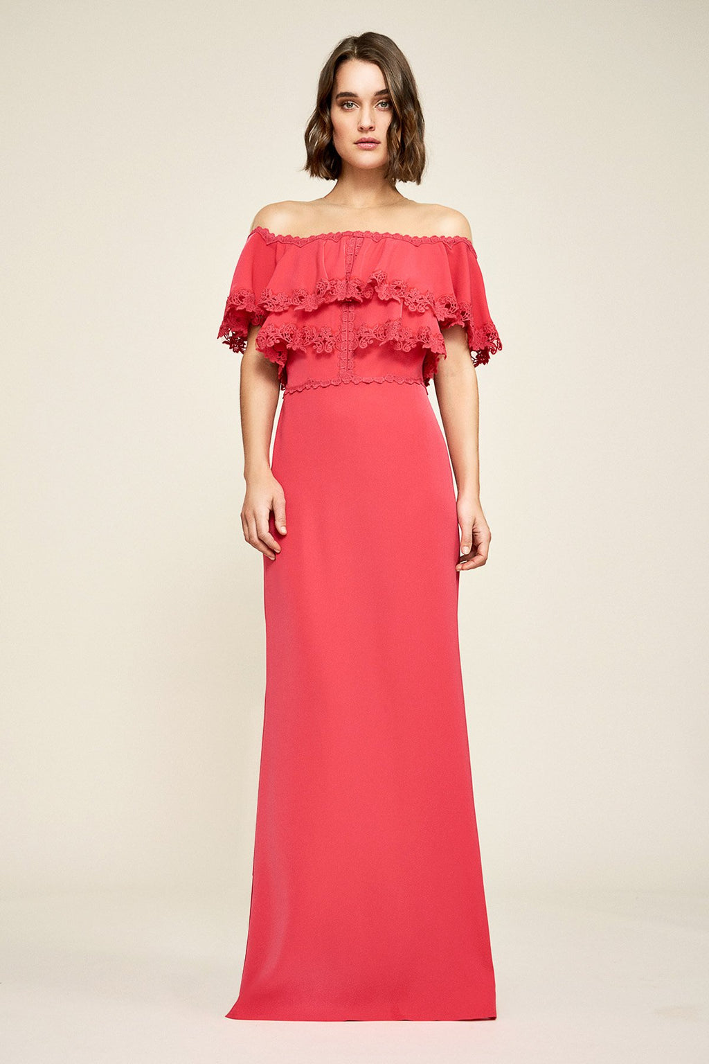 karlie off the shoulder dress Style icon of the day: Karlie Kloss turns heads in a glamorous off-shoulder satin gown