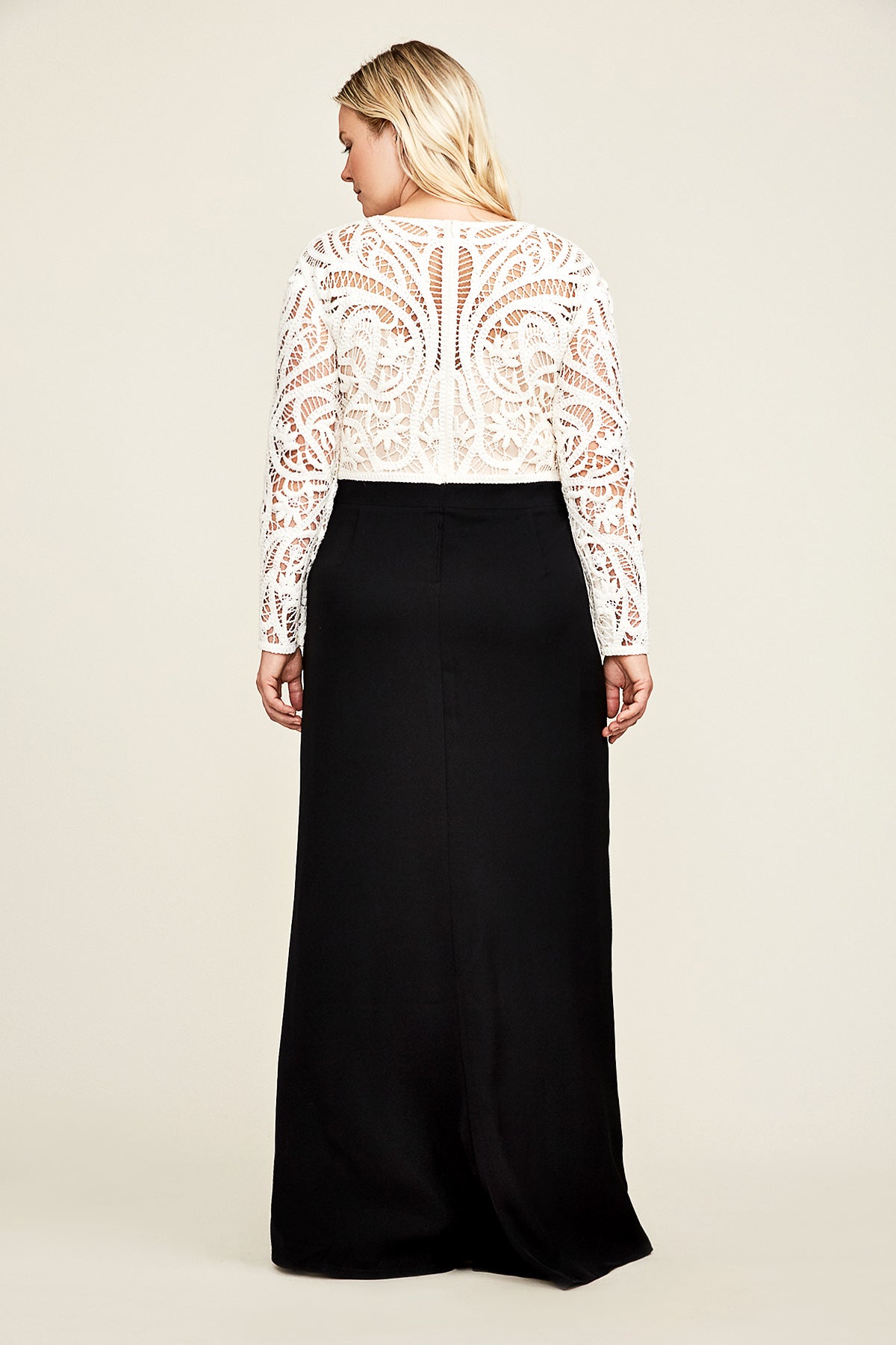 Yaritza Gown - PLUS