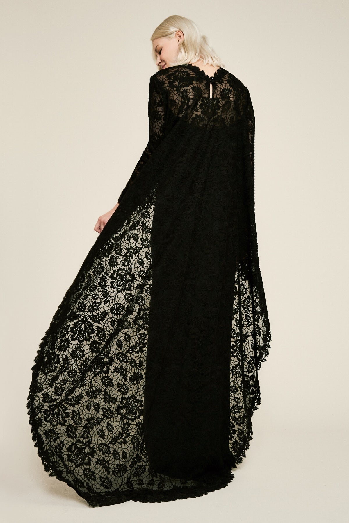 Tadashi Shoji - Cardea High-Low Lace Cape