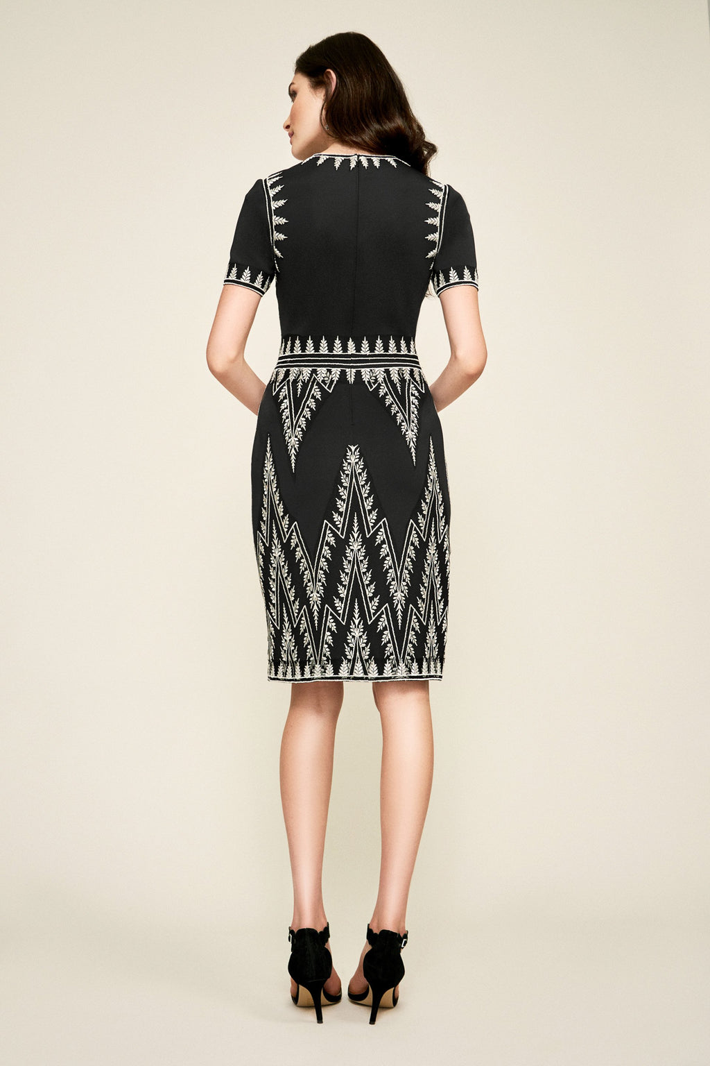Tadashi Shoji - Darya Embroidered Crepe Gown