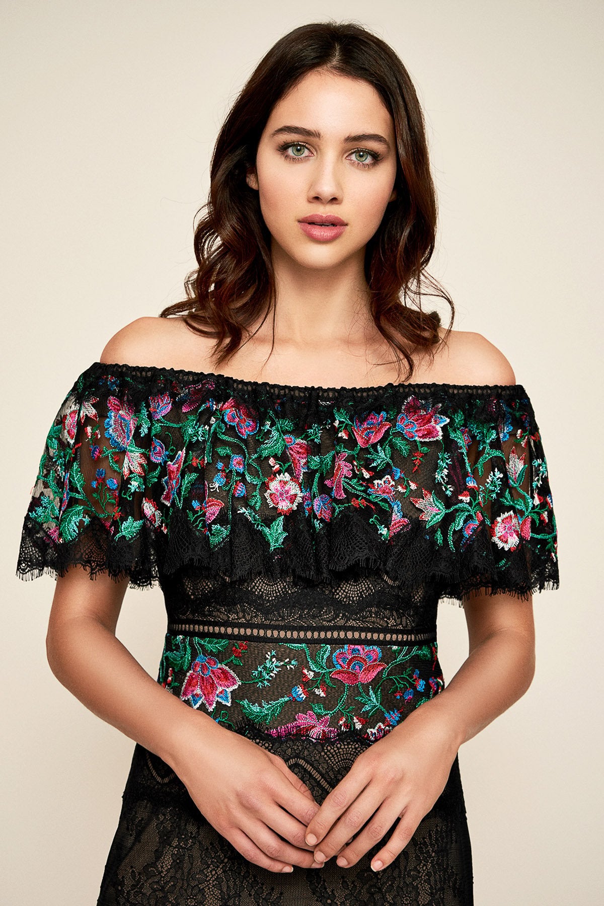 Tadashi Shoji - Ronan Strapless Lace Gown