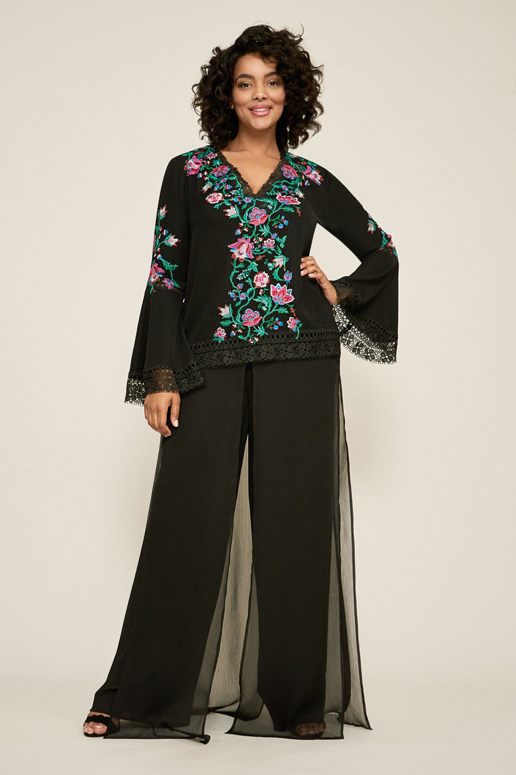 Koa Floral Embroidered Crepe Blouse - PLUS SIZE