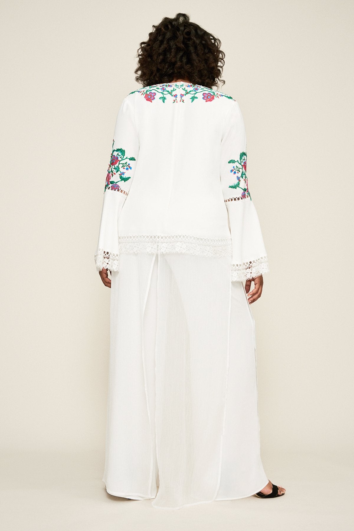 Koa Floral Embroidered Crepe Blouse - PLUS SIZE
