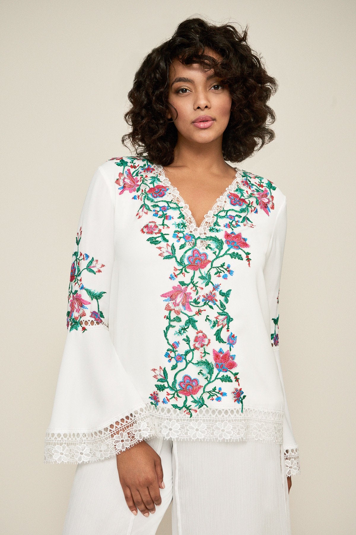 Koa Floral Embroidered Crepe Blouse - PLUS SIZE