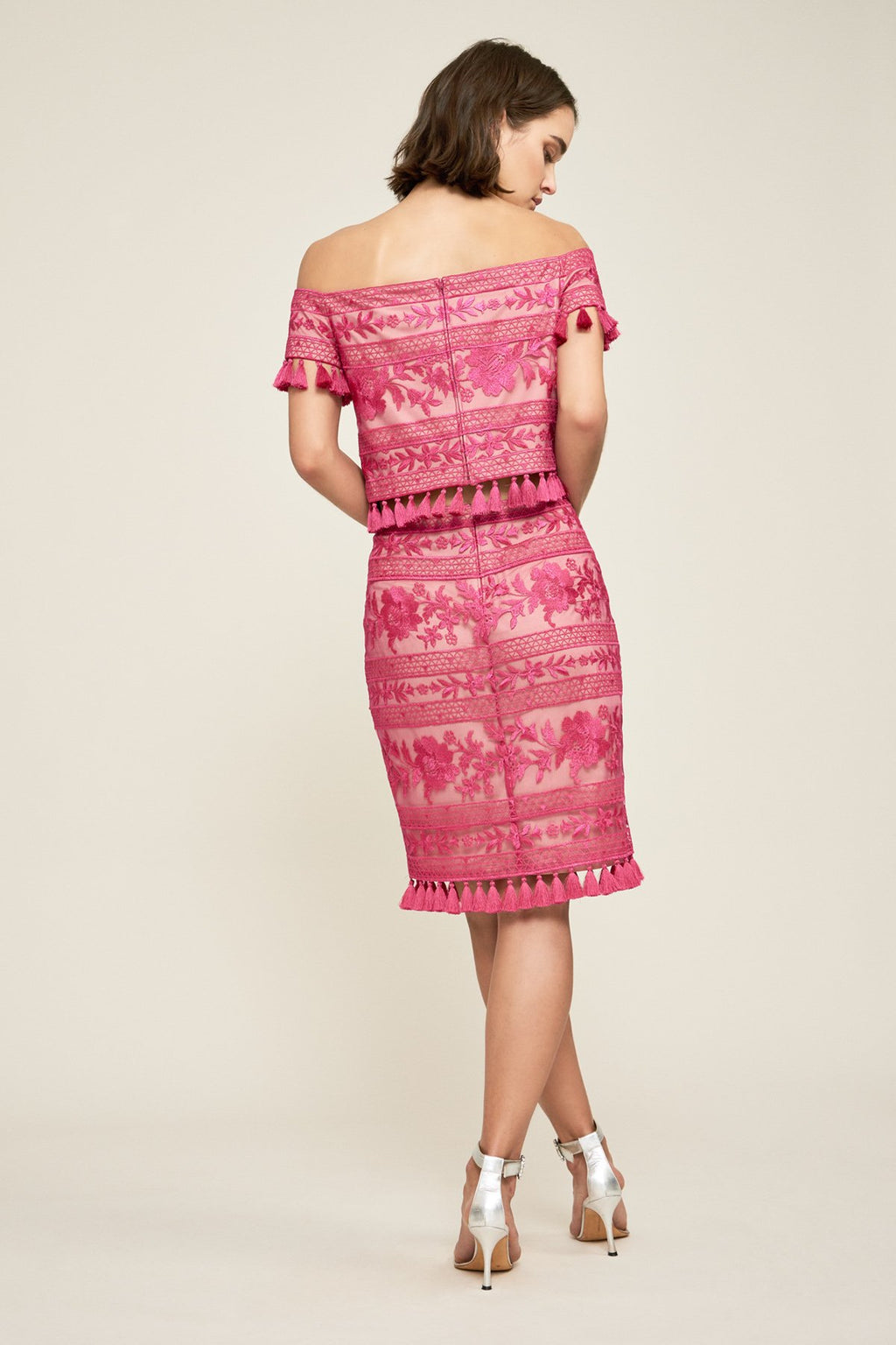 Tadashi Shoji - Monyca Embroidered Pencil Skirt