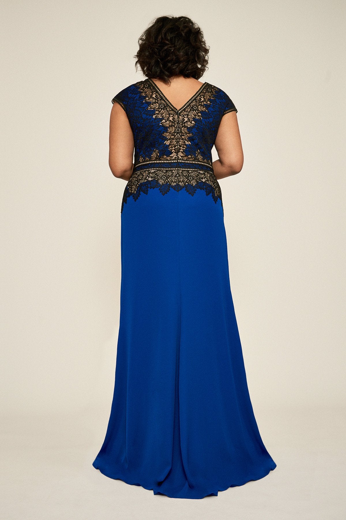 Tadashi Shoji - Violette Crepe Gown - PLUS SIZE