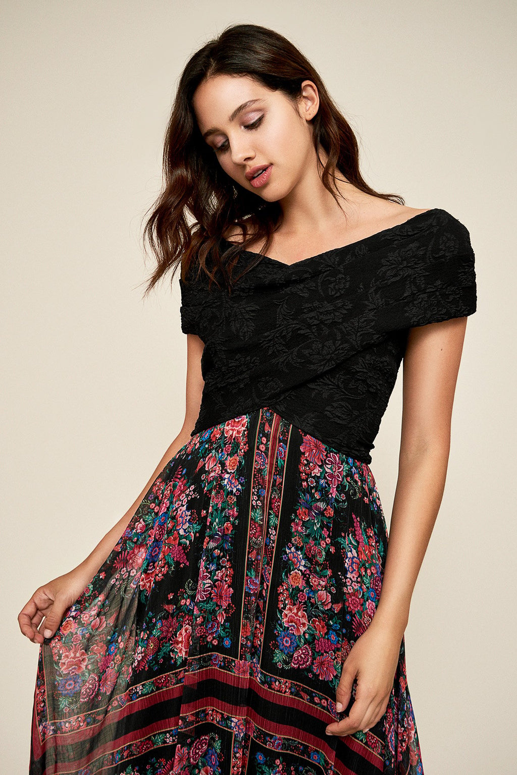 Tadashi Shoji - Eisley Off-The-Shoulder Jacquard Gown