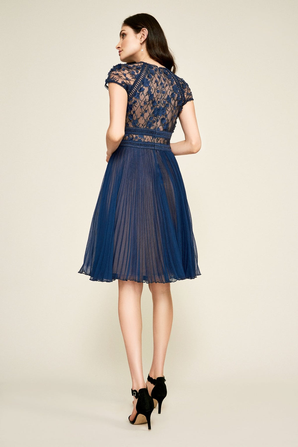 Tadashi Shoji - Zivan Flared Lace Dress