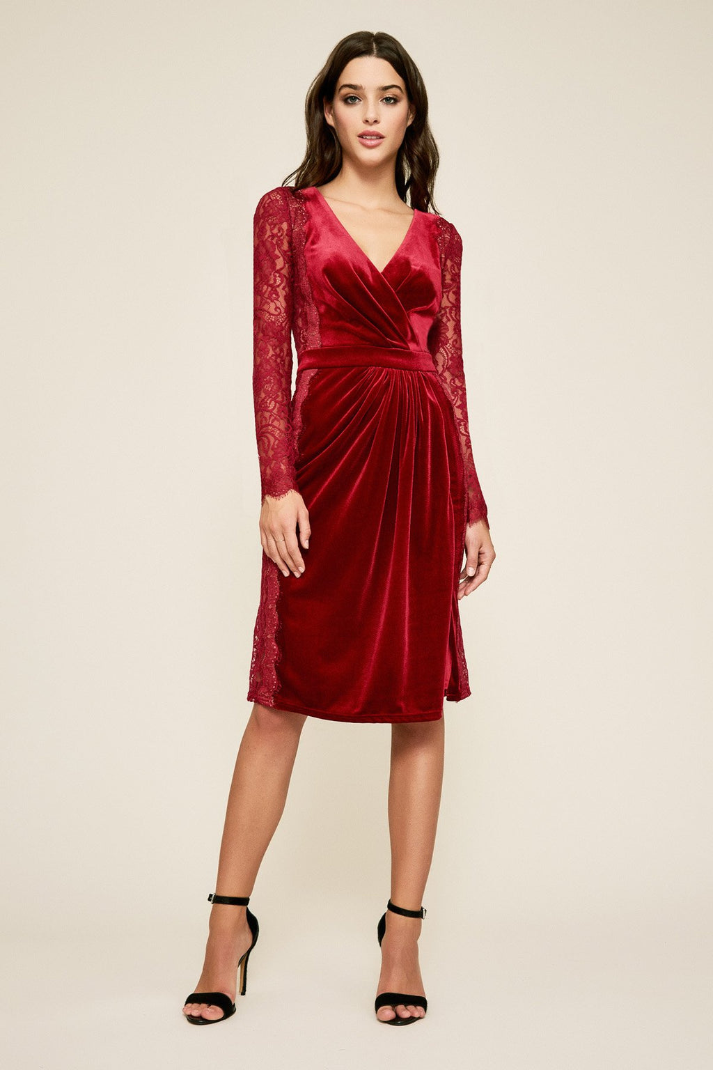 Tadashi Shoji - Molin Long-Sleeve Velvet Dress
