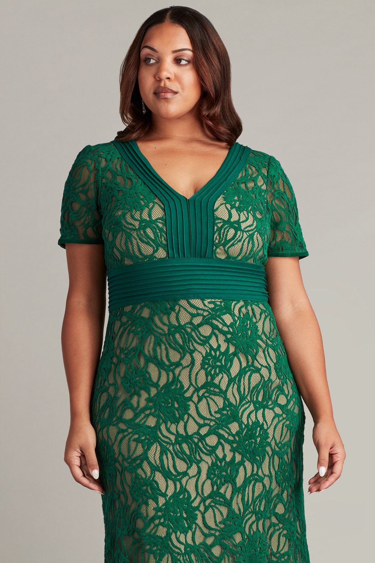 Cloelia Lace Gown - PLUS SIZE