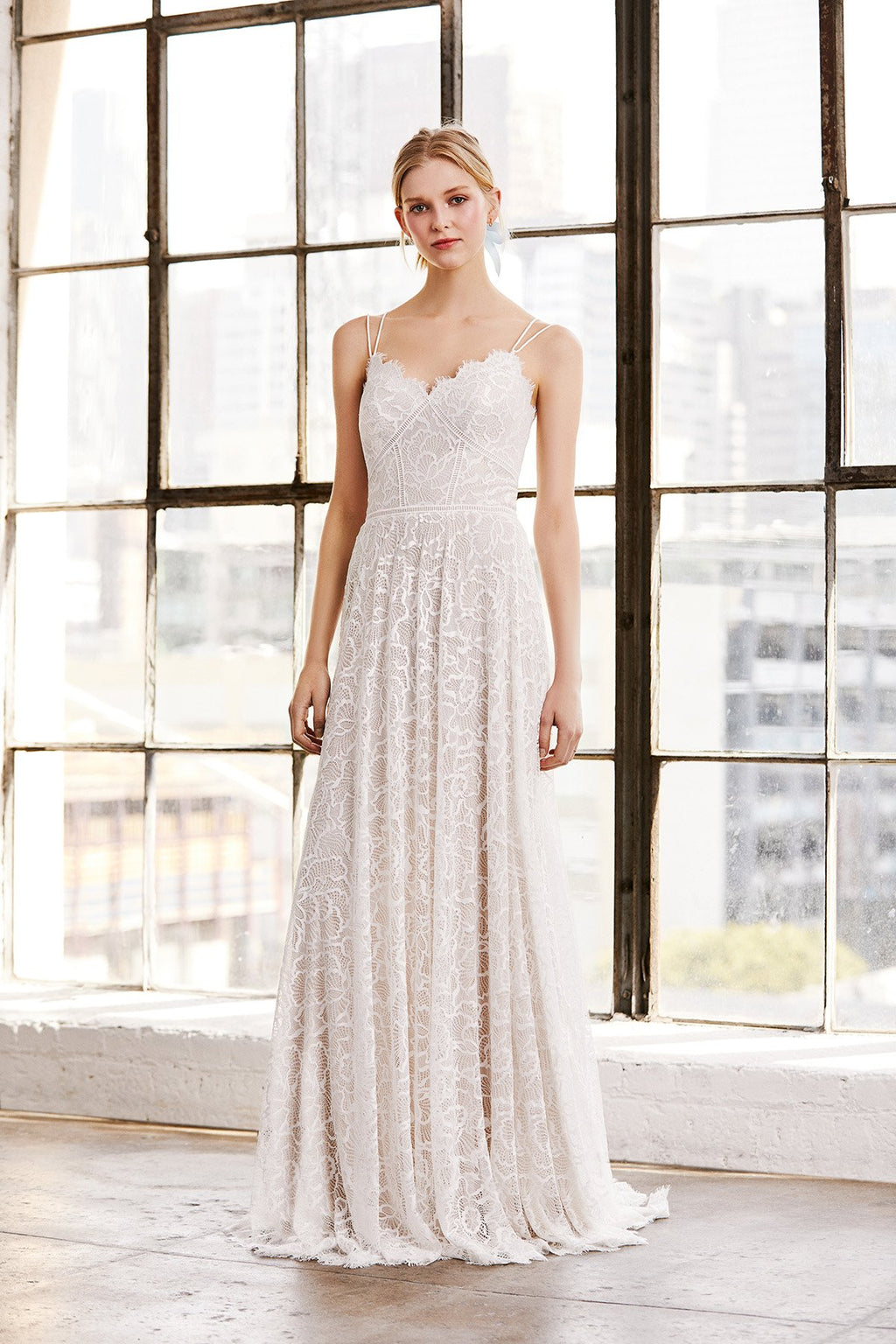 Tadashi Shoji - Roxas Strap Lace Gown