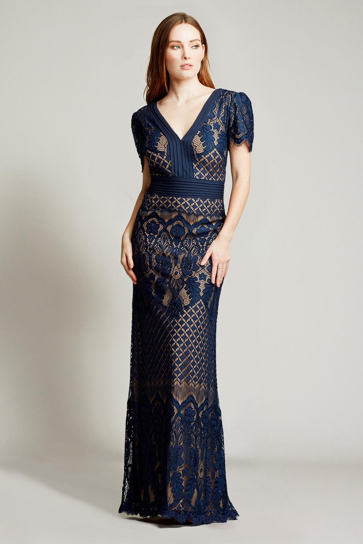 Dumin Lace Gown