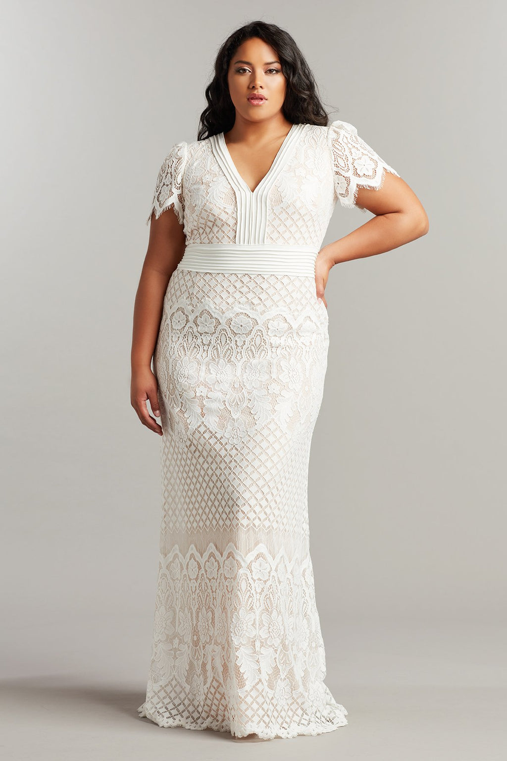 Dumin Lace Gown-PLUS SIZE