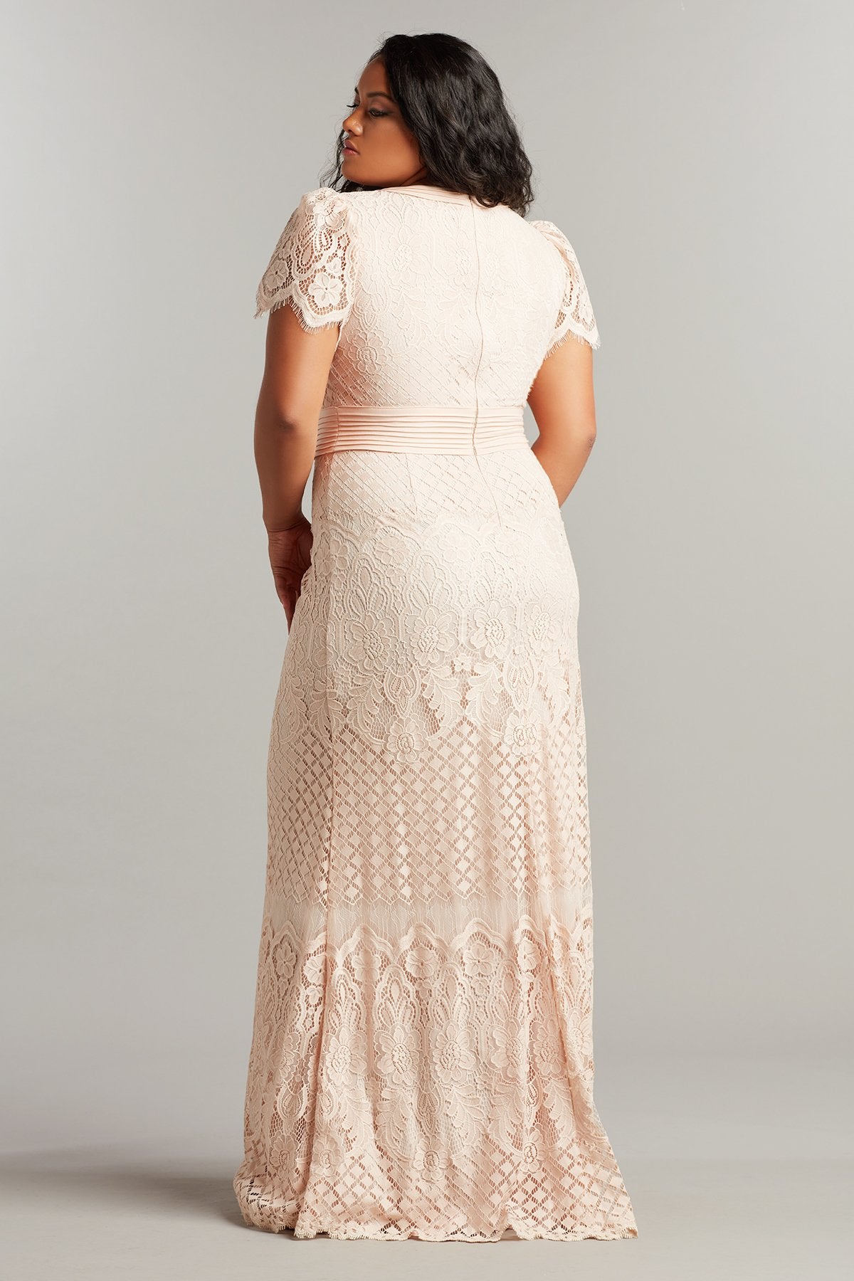 Tadashi Shoji - Dumin Lace Gown - PLUS SIZE
