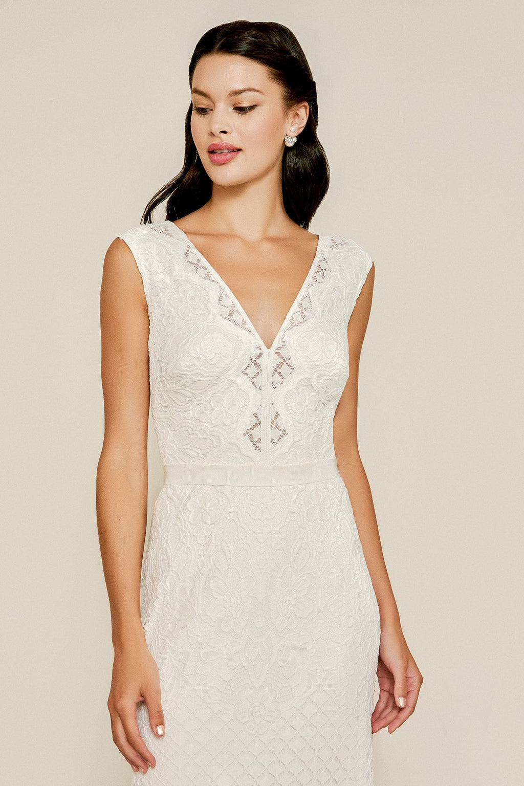 Tadashi Shoji - Austin V-Neck Lace Gown