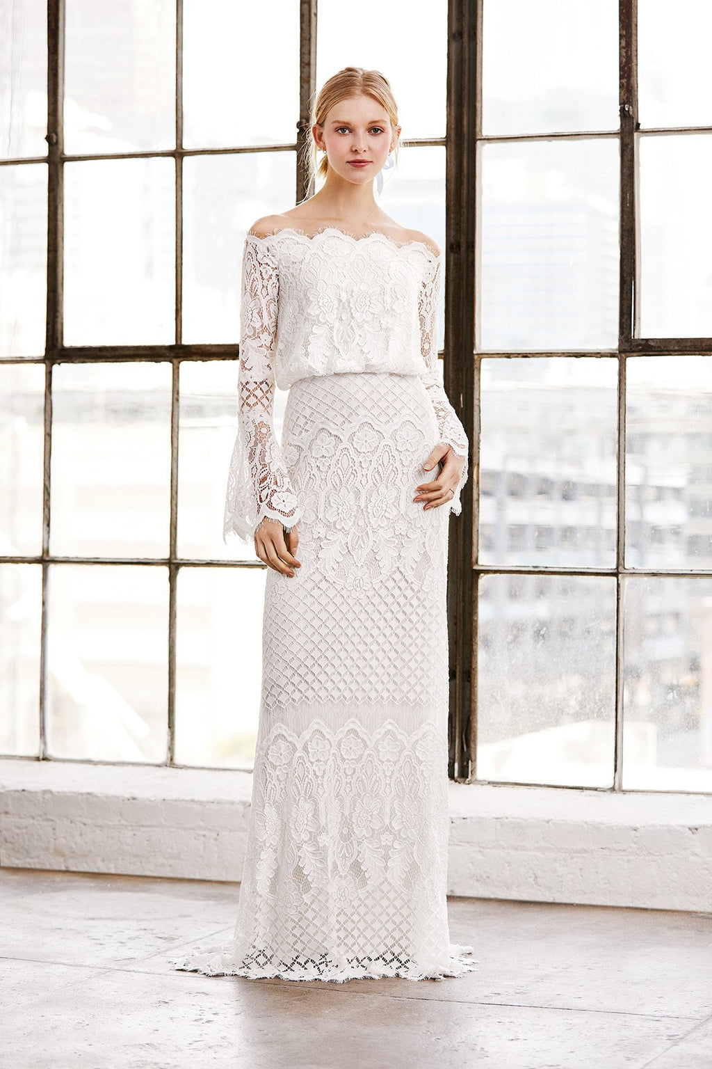 Tadashi Shoji - Izumi Bell Sleeve Off-The-Shoulder Lace Gown