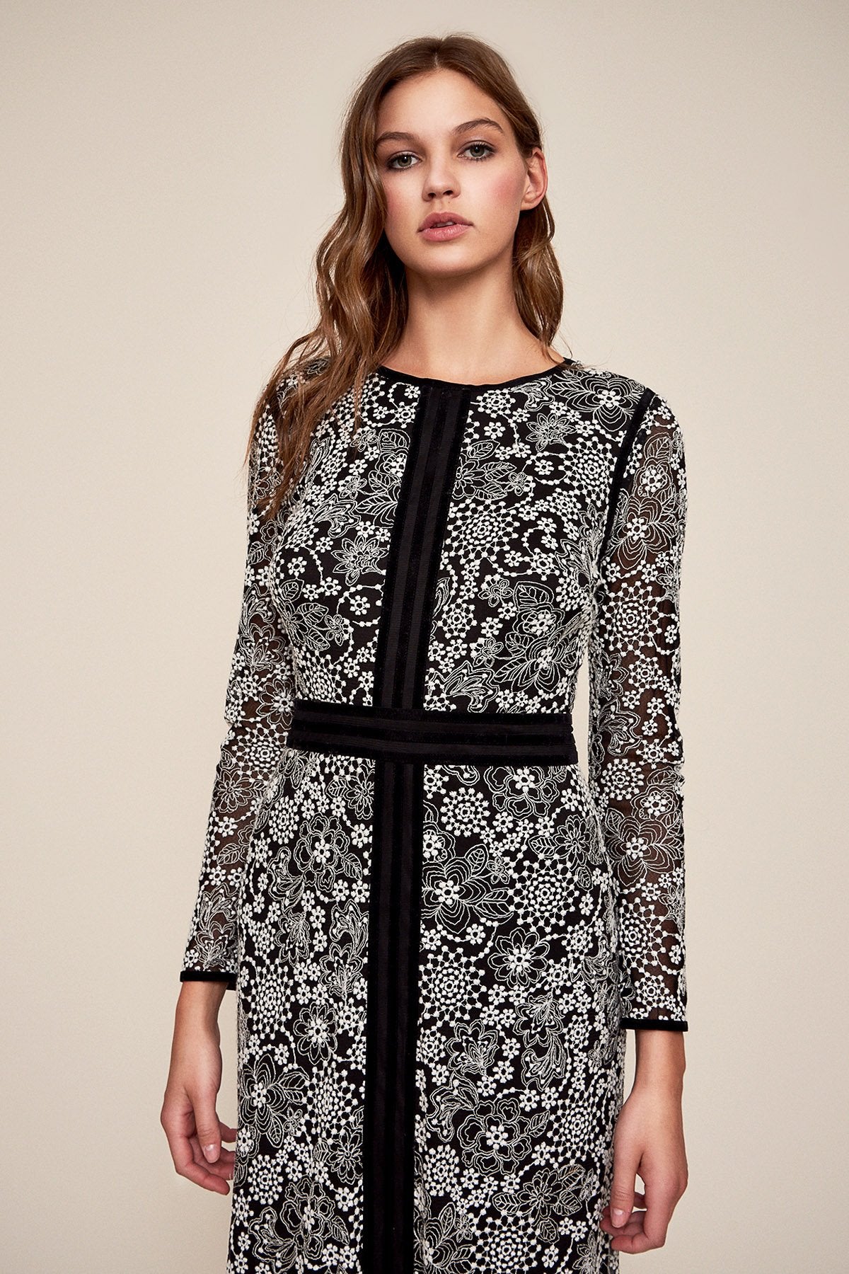 Tadashi Shoji - Polani Floral Lace Gown