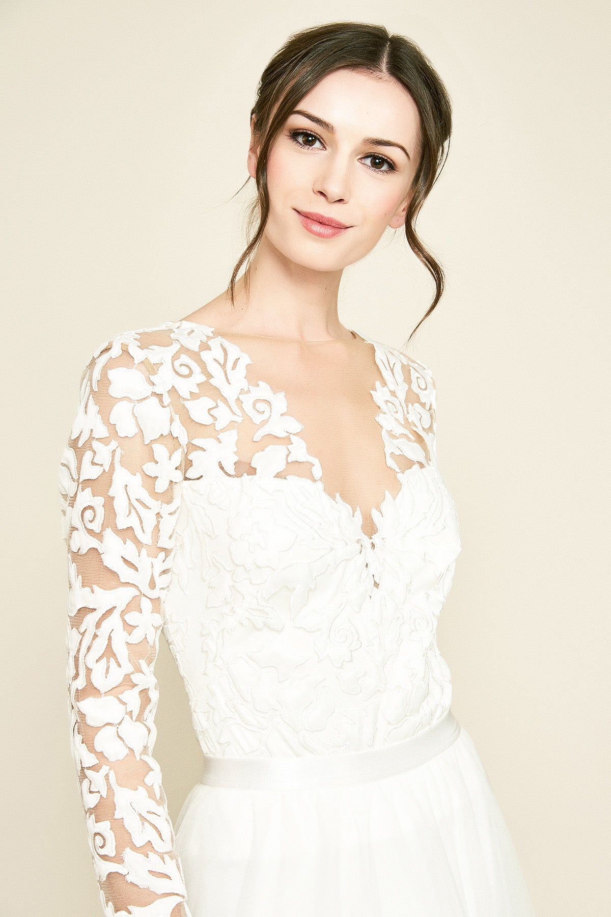 Tadashi Shoji - Philo Long-Sleeve Applique Bodysuit