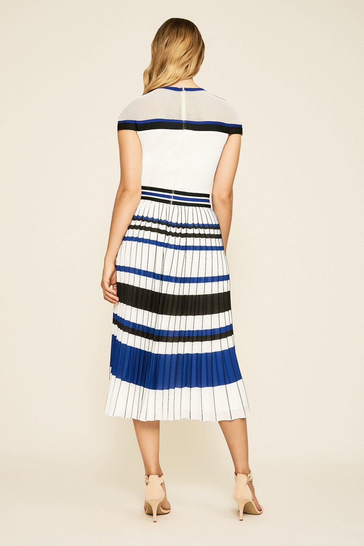 Tadashi Shoji - Vonn Pleated Crepe Tea-Length Dress
