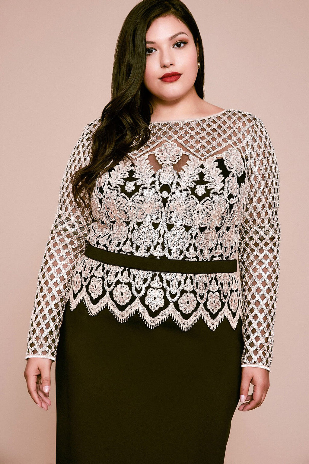 Tadashi Shoji - Zhanna Embroidered Neoprene Dress _ PLUS SIZE