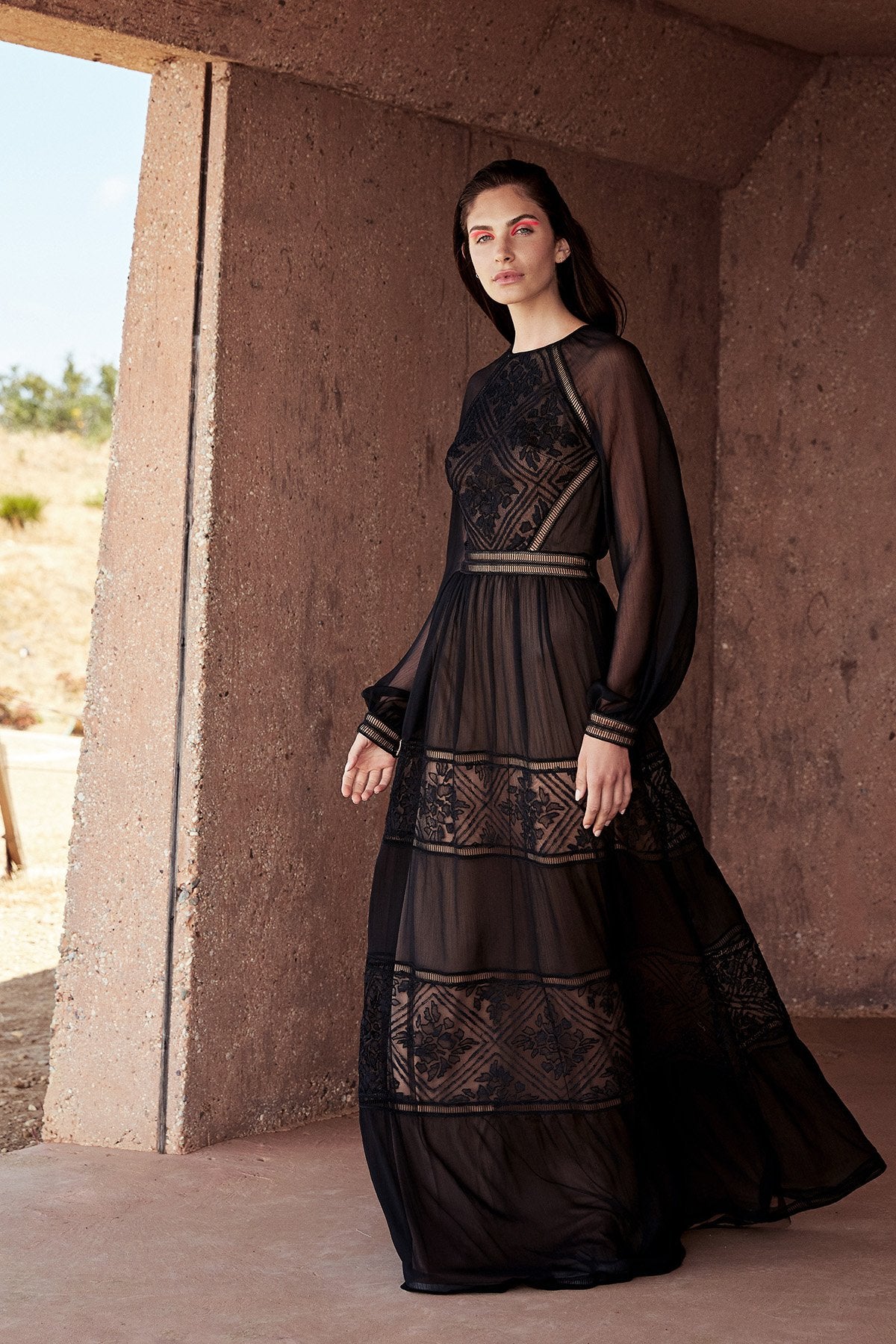 Tadashi Shoji - Henie Crinkle Chiffon Gown