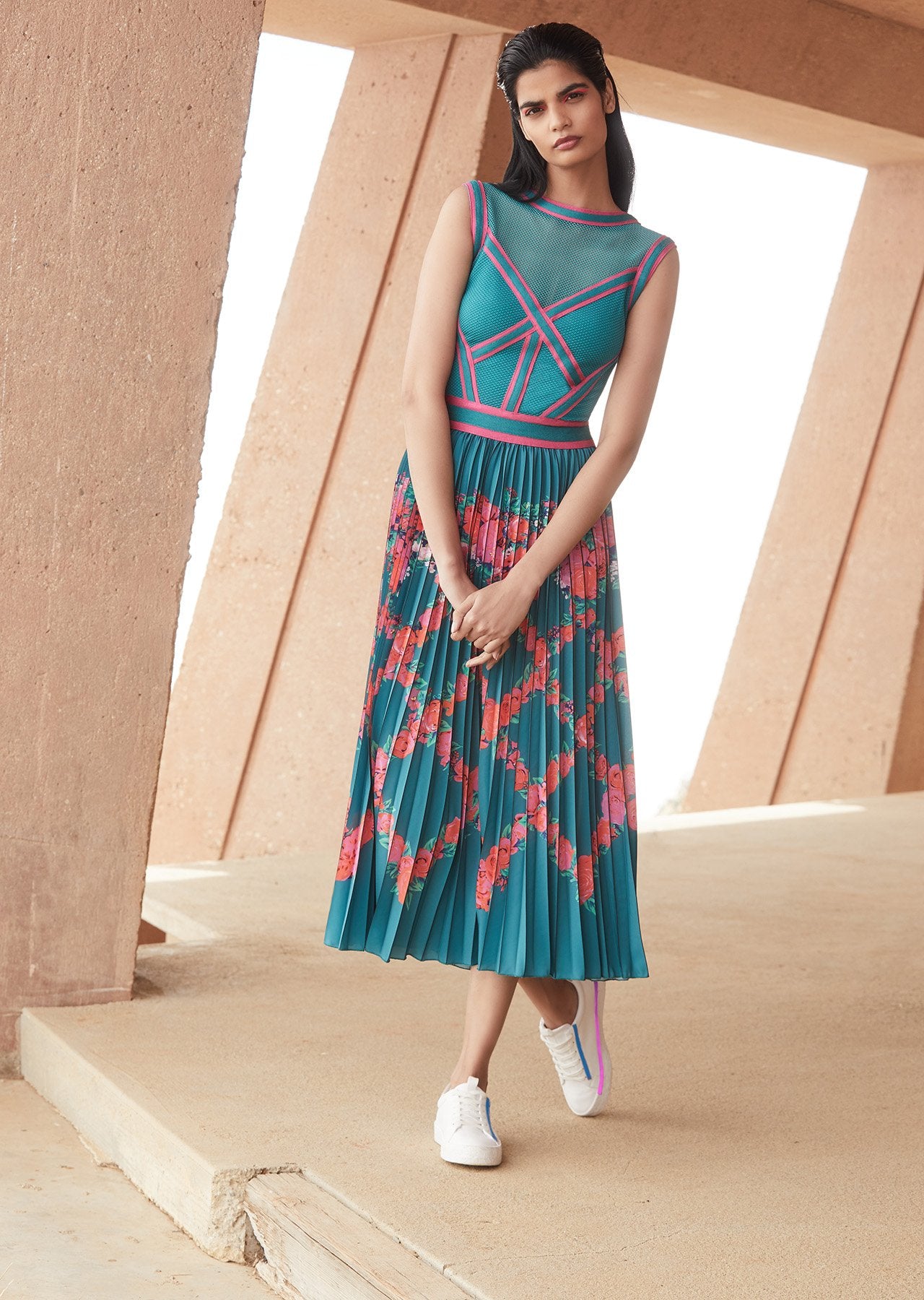 Tadashi Shoji - Kersee Pleated Tea-Length Dress