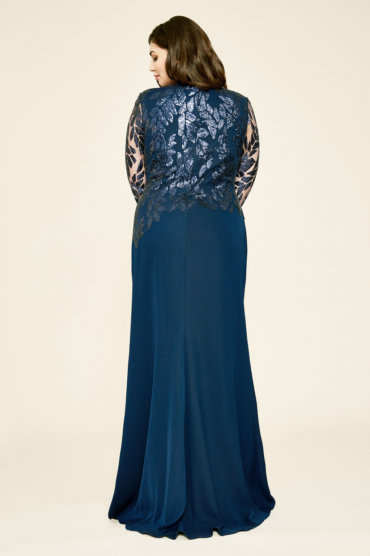 Tadashi Shoji - Gaia Long-Sleeve Crepe & Sequin Gown - PLUS SIZE