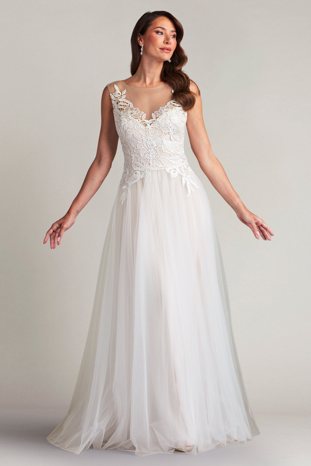 Jardine Lace Tulle Gown