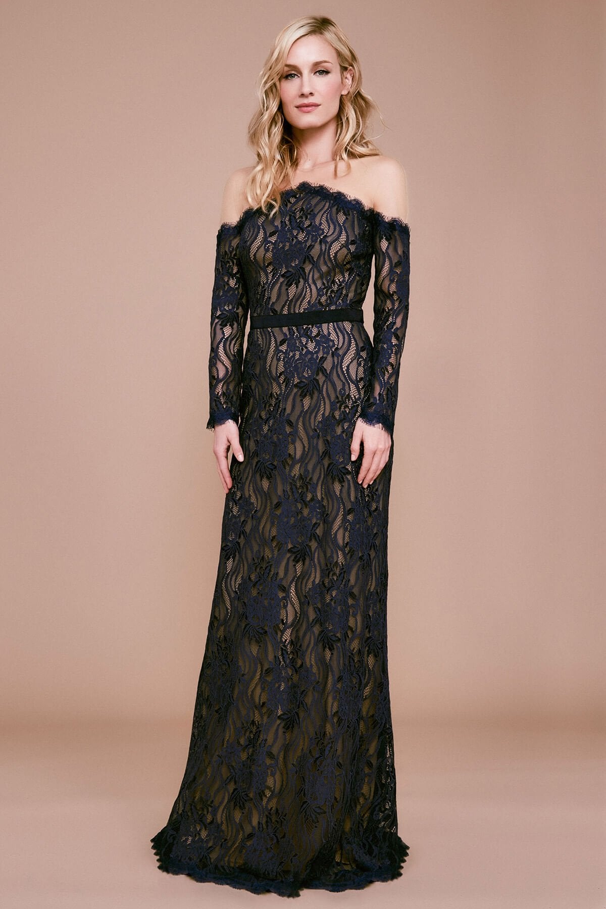 Vera Long-Sleeve Embroidered Lace Gown