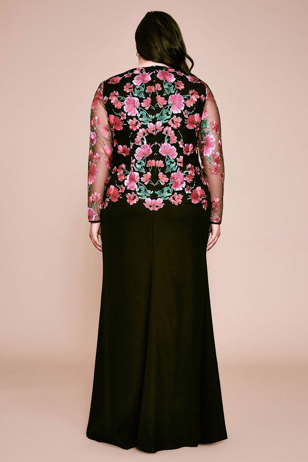 Tadashi Shoji - Samar Long-Sleeve Floral Embroidered Lace Gown - PLUS SIZE