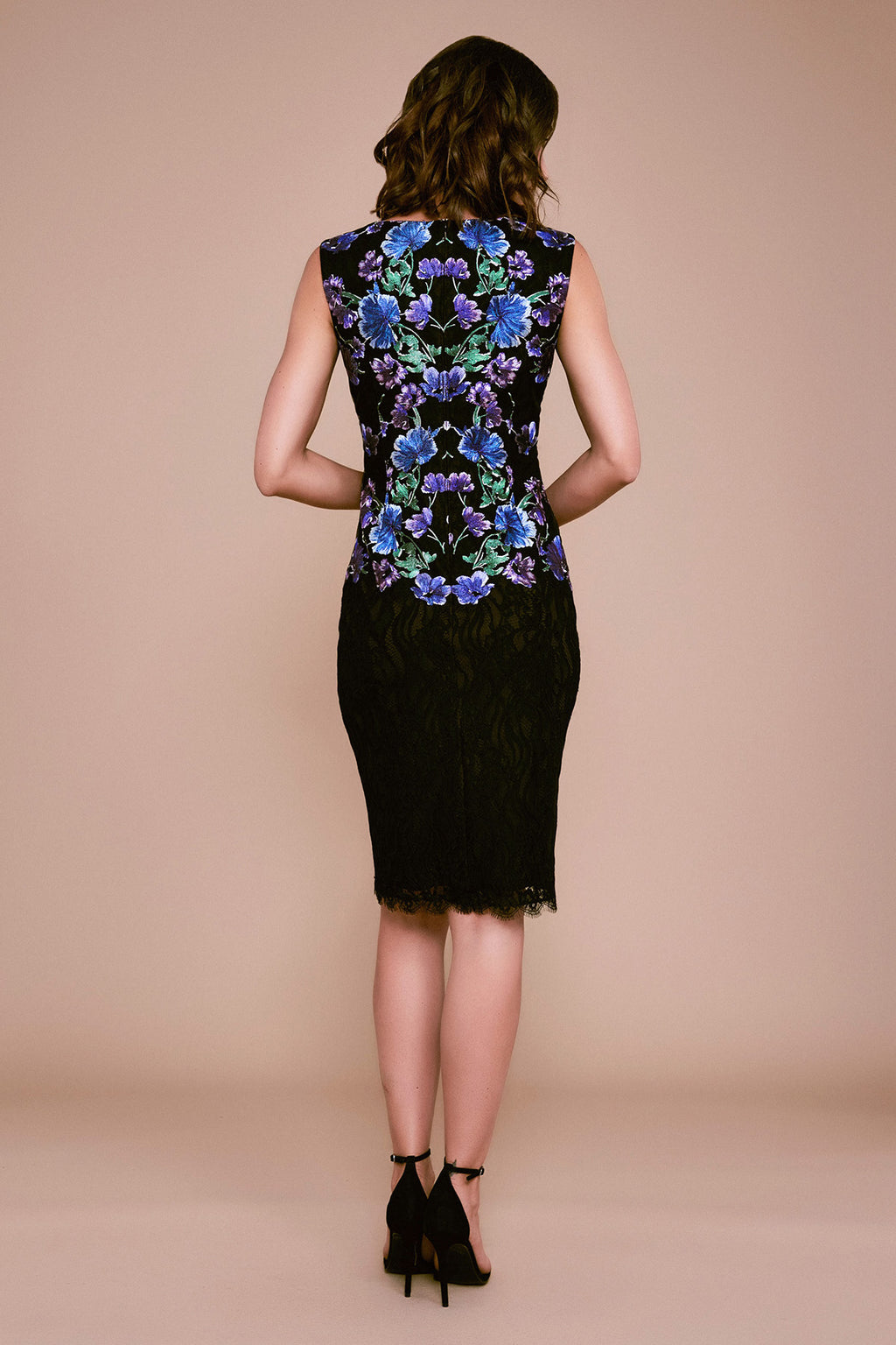Tadashi Shoji - Samar Floral Embroidered Lace Dress